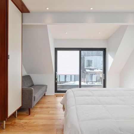 New Modern 1400 Sq Ft Coach House Near Everything Toronto Kültér fotó