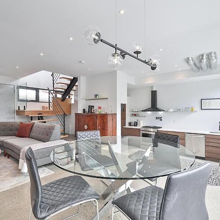 New Modern 1400 Sq Ft Coach House Near Everything Toronto Kültér fotó