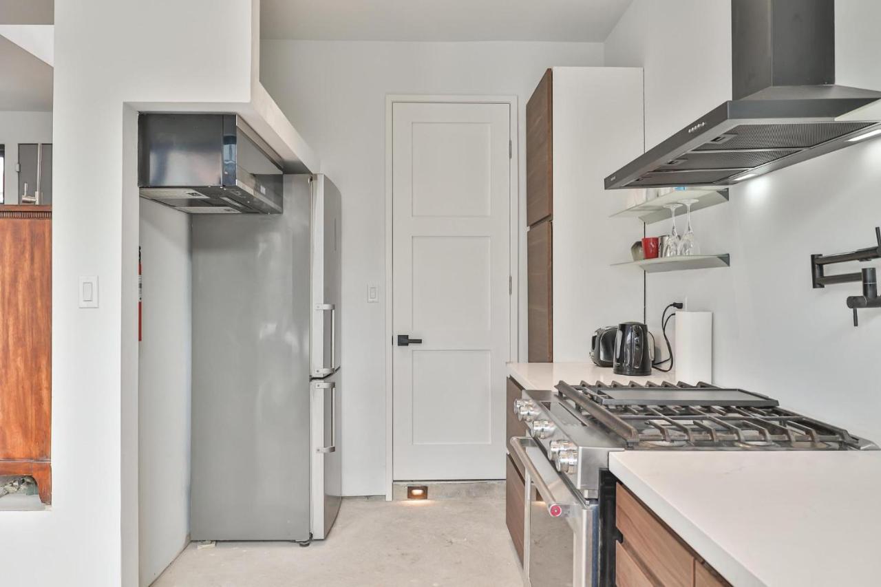 New Modern 1400 Sq Ft Coach House Near Everything Toronto Kültér fotó