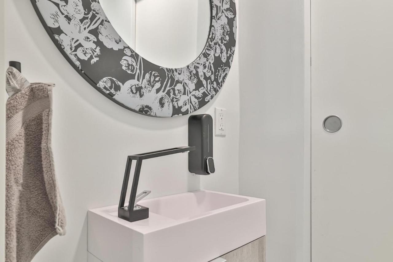 New Modern 1400 Sq Ft Coach House Near Everything Toronto Kültér fotó
